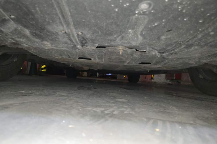 Used Toyota Granvia 2023 2.5L Hybrid Prestige VIP Edition Chassis Front