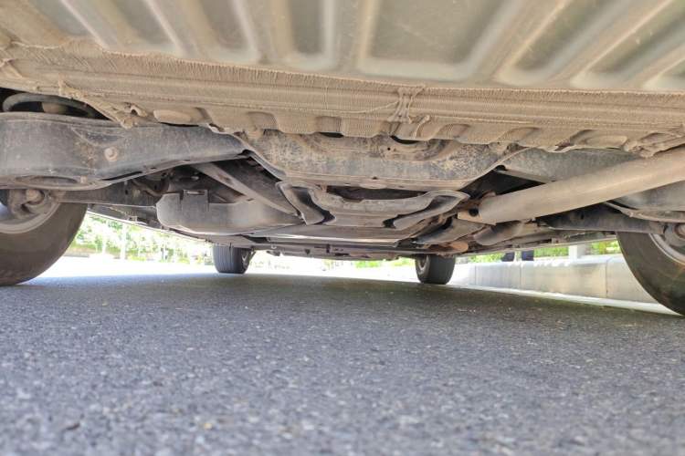 Used Toyota Granvia 2023 2.5L Hybrid Comfort Edition Chassis Rear