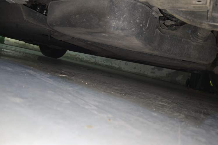 Used Toyota Granvia 2023 2.5L Hybrid Prestige VIP Edition Chassis Rear Left