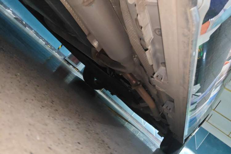 Used Toyota Granvia 2023 2.5L Hybrid Prestige PLUS Edition Chassis Rear Right