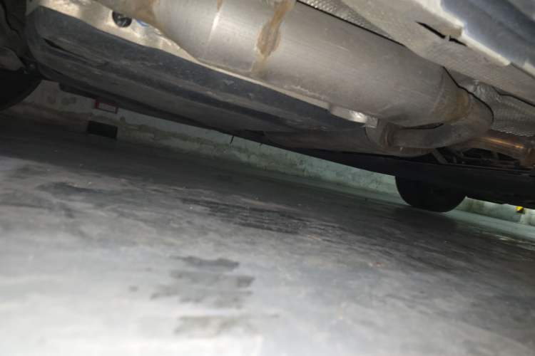 Used Toyota Granvia 2023 2.5L Hybrid Prestige VIP Edition Chassis Rear Right