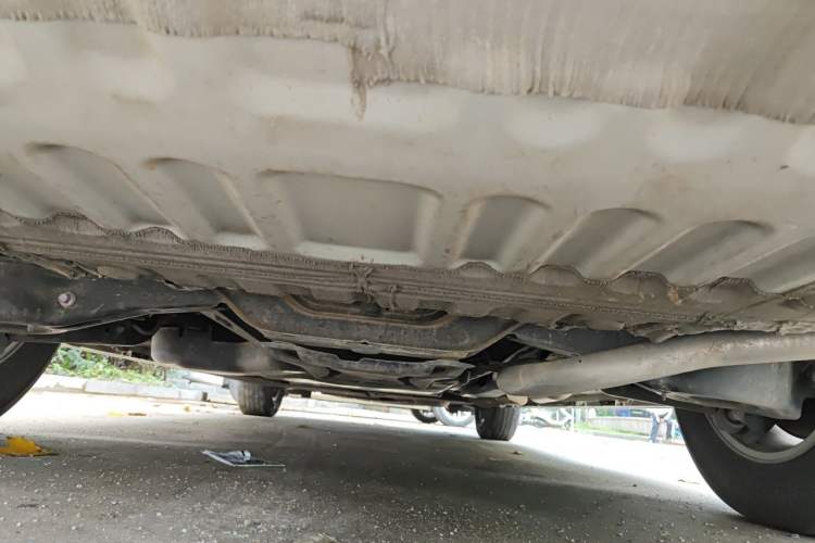 Used Toyota Granvia 2023 2.5L Hybrid Comfort Edition Chassis Rear