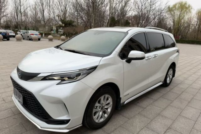 Used Toyota Granvia 2023 2.5L Hybrid Comfort Edition