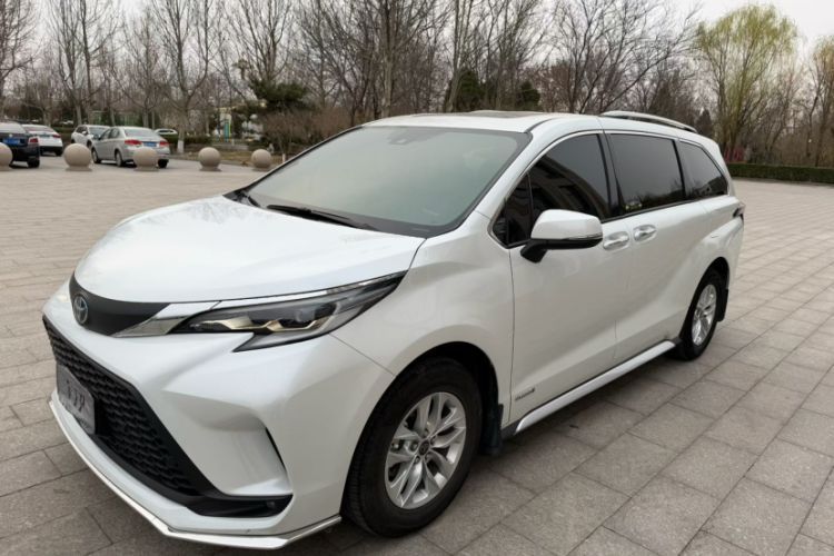 Used Toyota Granvia 2023 2.5L Hybrid Comfort Edition Guazi used car, China used car export, Used car for sale, Used  cars, Cheapest cars for sale