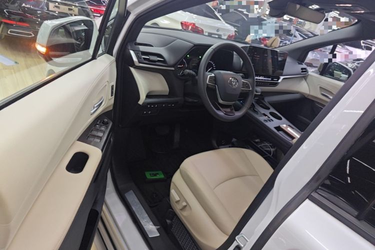 Used Toyota Granvia 2023 2.5L Hybrid Prestige PLUS Edition Driver Seat