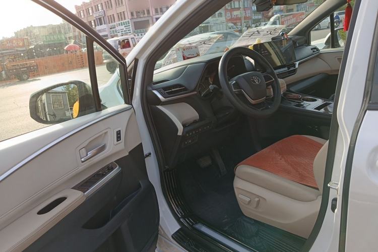Used Toyota Granvia 2023 2.5L Hybrid Prestige PLUS Edition Driver Seat