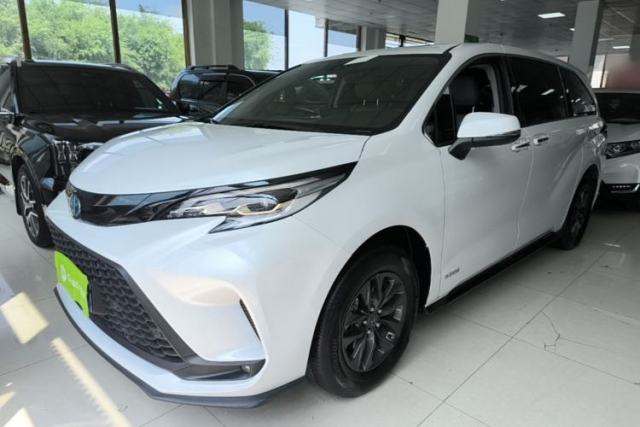 Used Toyota Granvia 2023 2.5L Hybrid Comfort Edition