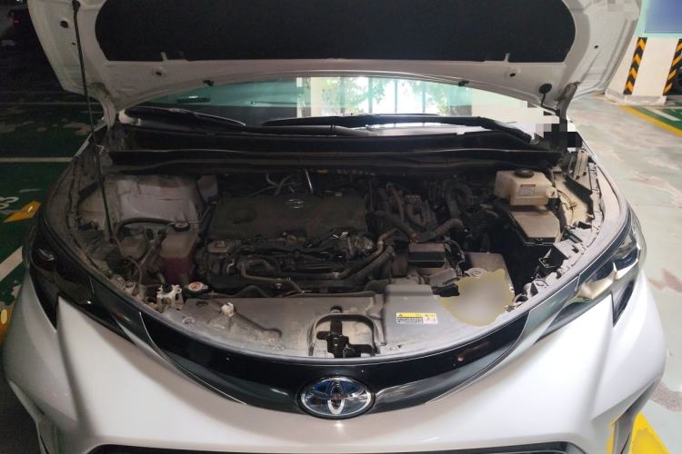 Used Toyota Granvia 2023 2.5L Hybrid Luxury Edition Engine Bay