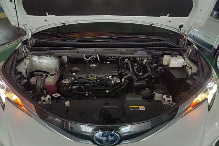 Used Toyota Granvia 2023 2.5L Hybrid Prestige PLUS Edition Engine Bay