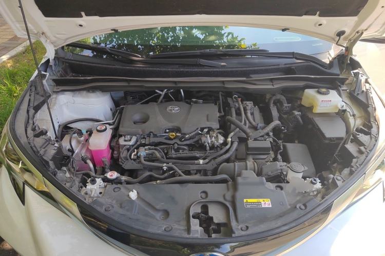 Used Toyota Granvia 2023 2.5L Hybrid Luxury Edition Engine Bay