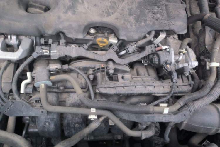 Used Toyota Granvia 2023 2.5L Hybrid Luxury Edition Engine Bay