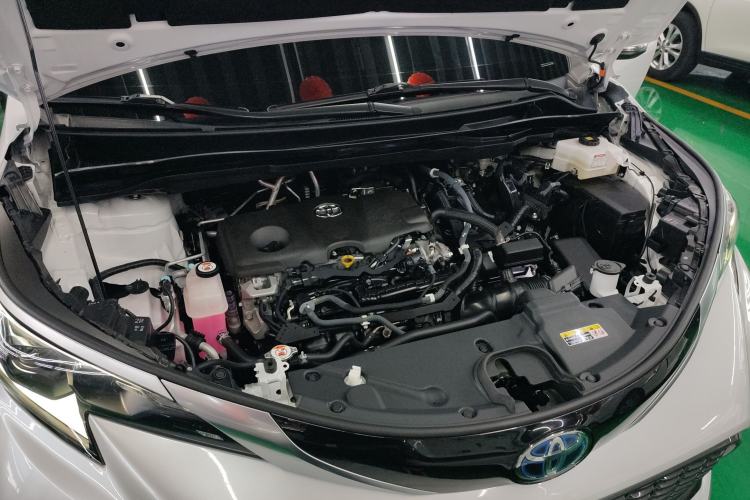 Used Toyota Granvia 2023 2.5L Hybrid Prestige PLUS Edition Engine Bay