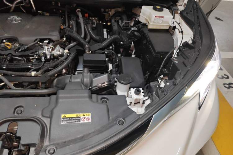 Used Toyota Granvia 2023 2.5L Hybrid Prestige PLUS Edition Engine Bay Left
