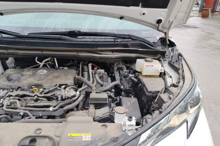 Used Toyota Granvia 2023 2.5L Hybrid Comfort Edition Engine Bay Left