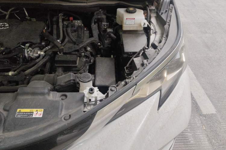 Used Toyota Granvia 2023 2.5L Hybrid Prestige PLUS Edition Engine Bay Left