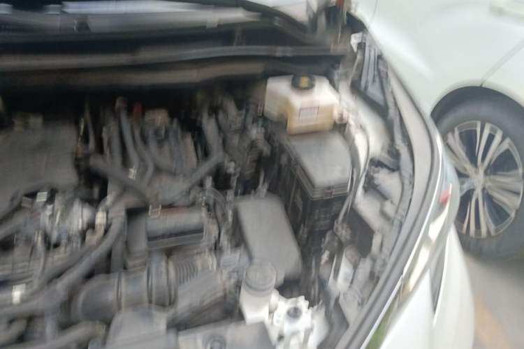 Used Toyota Granvia 2023 2.5L Hybrid Comfort Edition Engine Bay Left