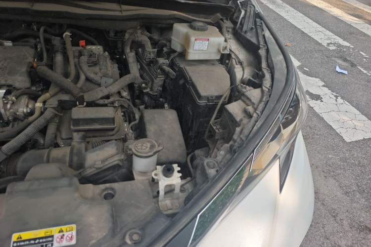 Used Toyota Granvia 2023 2.5L Hybrid Comfort Edition Engine Bay Left