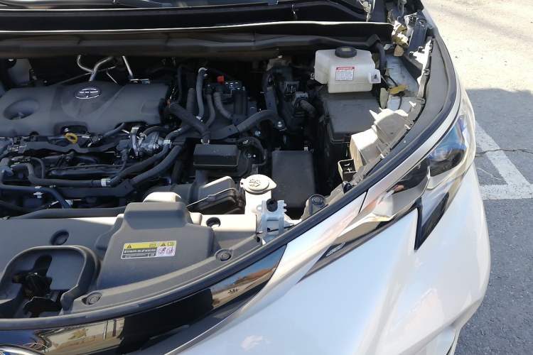 Used Toyota Granvia 2023 2.5L Hybrid Flagship VIP Edition Engine Bay Left