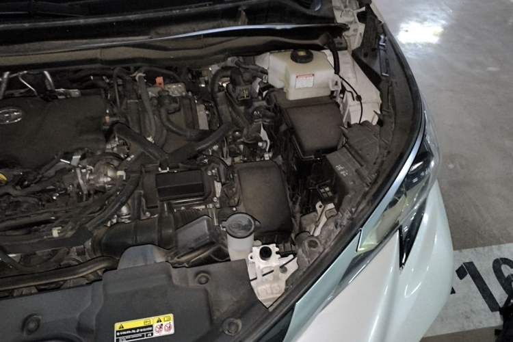 Used Toyota Granvia 2023 2.5L Hybrid Flagship VIP Edition Engine Bay Left