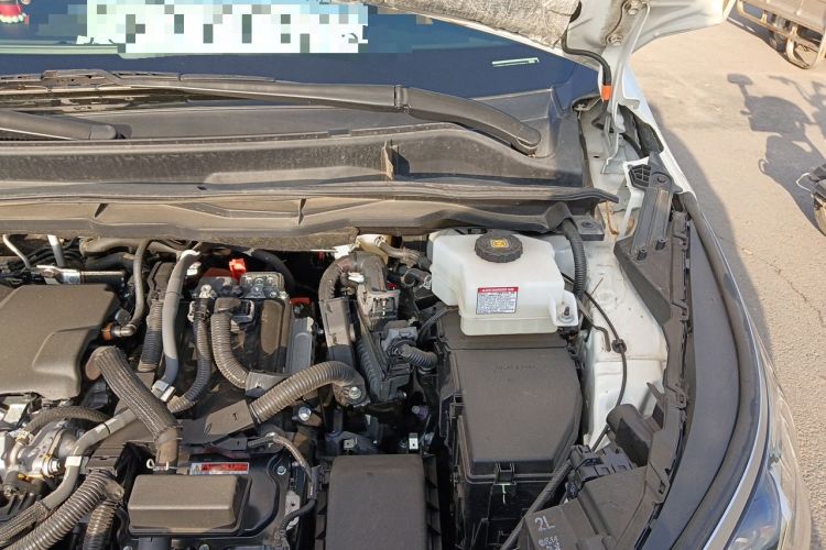 Used Toyota Granvia 2023 2.5L Hybrid Prestige PLUS Edition Engine Bay Left