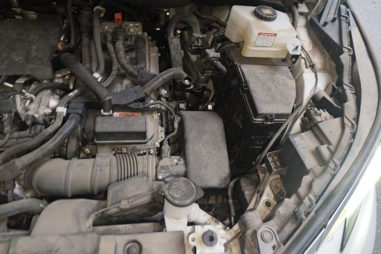 Used Toyota Granvia 2023 2.5L Hybrid Prestige PLUS Edition Engine Bay Left