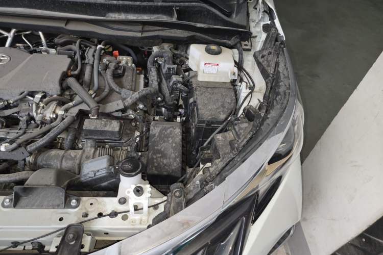 Used Toyota Granvia 2023 2.5L Hybrid Comfort Edition Engine Bay Left
