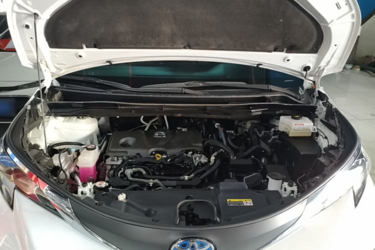 Used Toyota Granvia 2023 2.5L Hybrid Comfort Edition Engine Bay