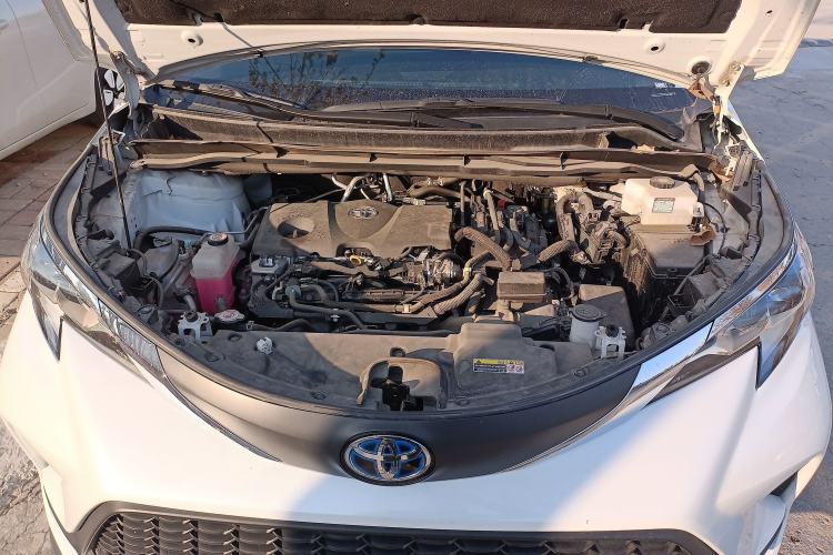 Used Toyota Granvia 2023 2.5L Hybrid Comfort Edition Engine Bay