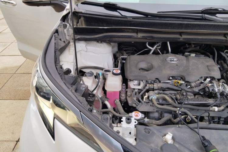 Used Toyota Granvia 2023 2.5L Hybrid Prestige PLUS Edition Engine Bay Right
