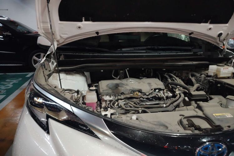 Used Toyota Granvia 2023 2.5L Hybrid Prestige PLUS Edition Engine Bay Right