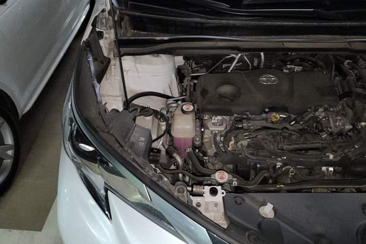 Used Toyota Granvia 2023 2.5L Hybrid Flagship VIP Edition Engine Bay Right
