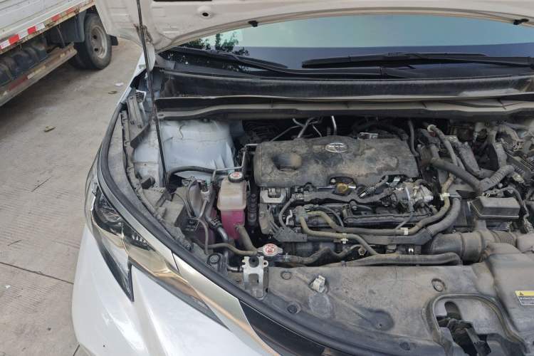 Used Toyota Granvia 2023 2.5L Hybrid Prestige Wellness PLUS Edition Engine Bay Right