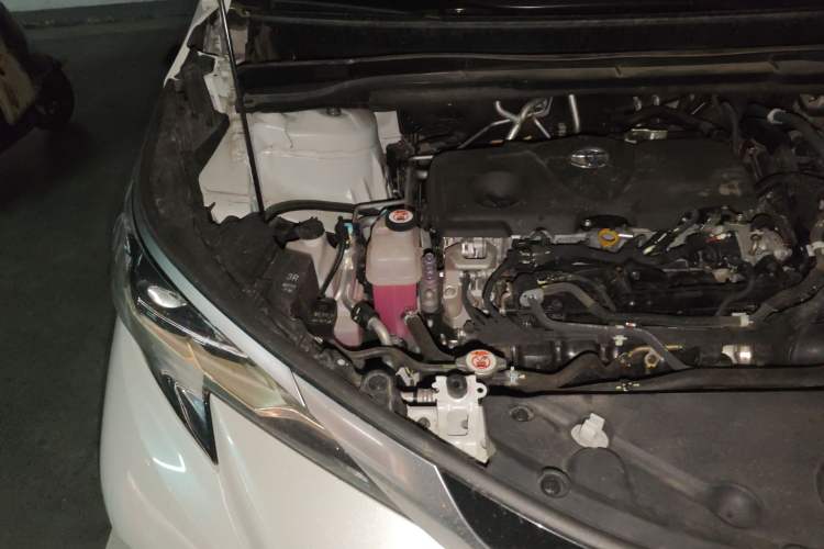 Used Toyota Granvia 2023 2.5L Hybrid Flagship VIP Edition Engine Bay Right