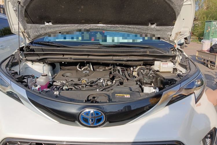 Used Toyota Granvia 2023 2.5L Hybrid Prestige PLUS Edition Engine Bay
