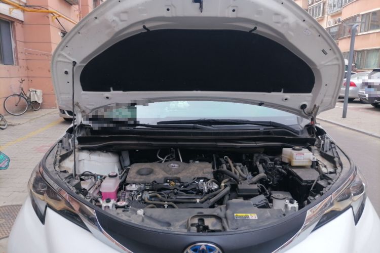 Used Toyota Granvia 2023 2.5L Hybrid Comfort Edition Engine Bay