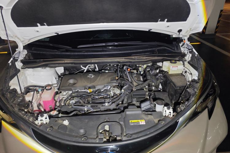 Used Toyota Granvia 2023 2.5L Hybrid Prestige PLUS Edition Engine Bay