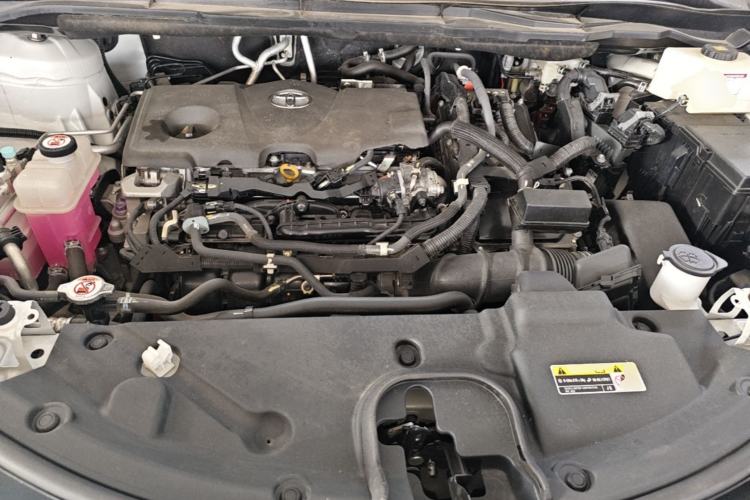 Used Toyota Granvia 2023 2.5L Hybrid Luxury Edition Engine Bay