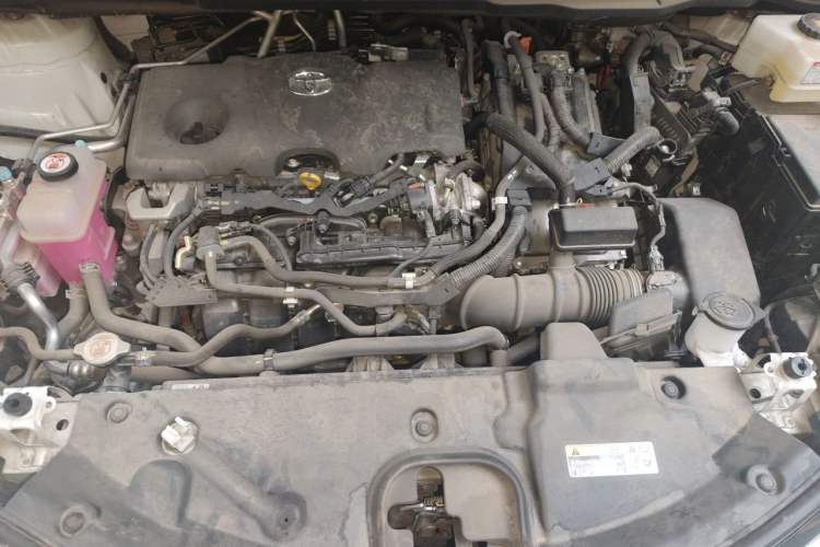 Used Toyota Granvia 2023 2.5L Hybrid Prestige PLUS Edition Engine Bay