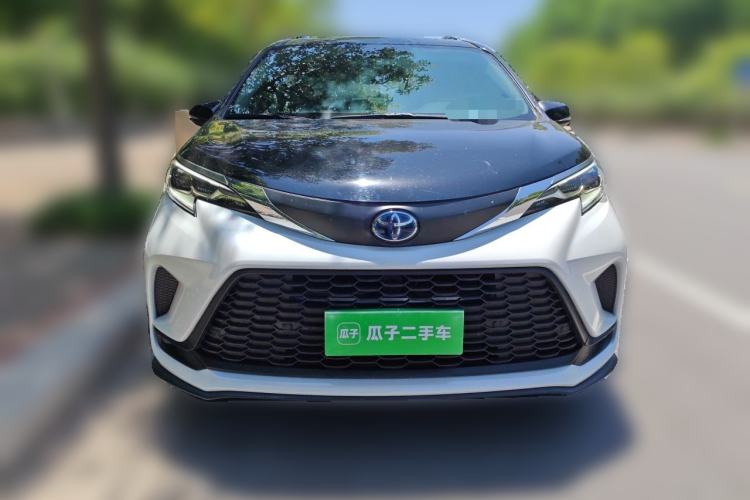 Used Toyota Granvia 2023 2.5L Hybrid Comfort Edition Exterior 1