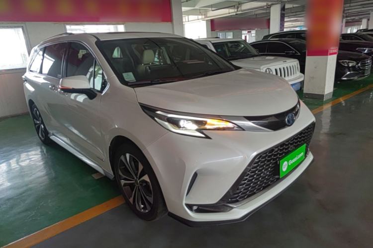Used Toyota Granvia 2023 2.5L Hybrid Prestige PLUS Edition Exterior 1