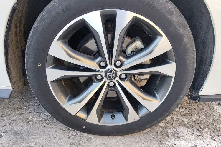 Used Toyota Granvia 2023 2.5L Hybrid Prestige PLUS Edition Exterior 4