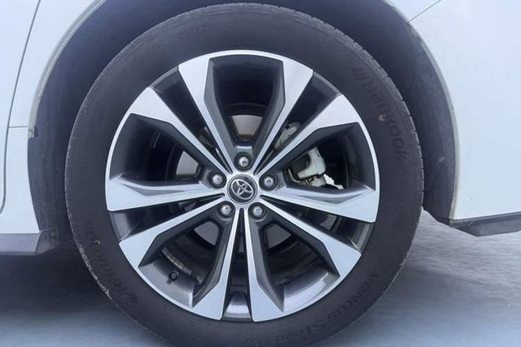Used Toyota Granvia 2023 2.5L Hybrid Prestige PLUS Edition Exterior 9
