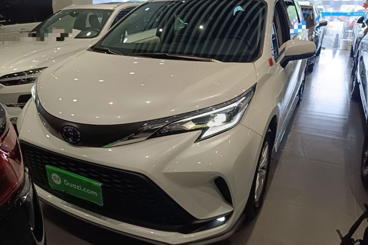 Used Toyota Granvia 2023 2.5L Hybrid Comfort Edition Front
