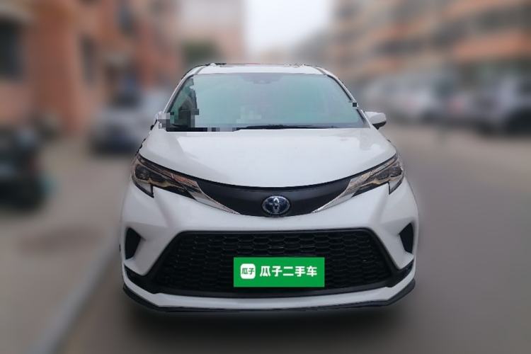 Used Toyota Granvia 2023 2.5L Hybrid Comfort Edition Front