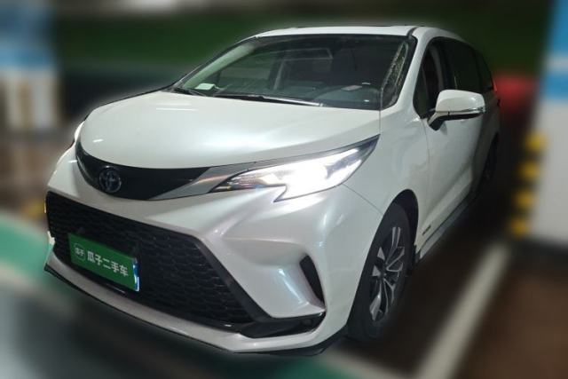 Used Toyota Granvia 2023 2.5L Hybrid Luxury Edition