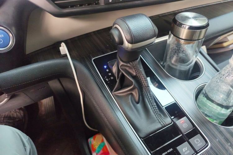 Used Toyota Granvia 2023 2.5L Hybrid Flagship VIP Edition Gear Lever