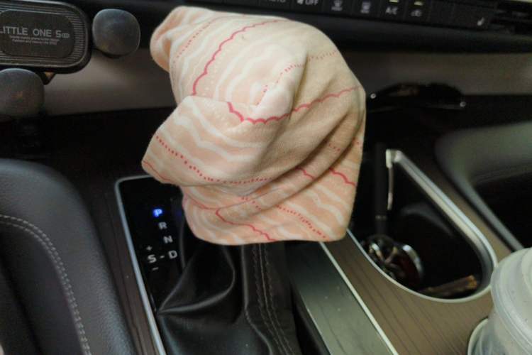 Used Toyota Granvia 2023 2.5L Hybrid Prestige PLUS Edition Gear Lever