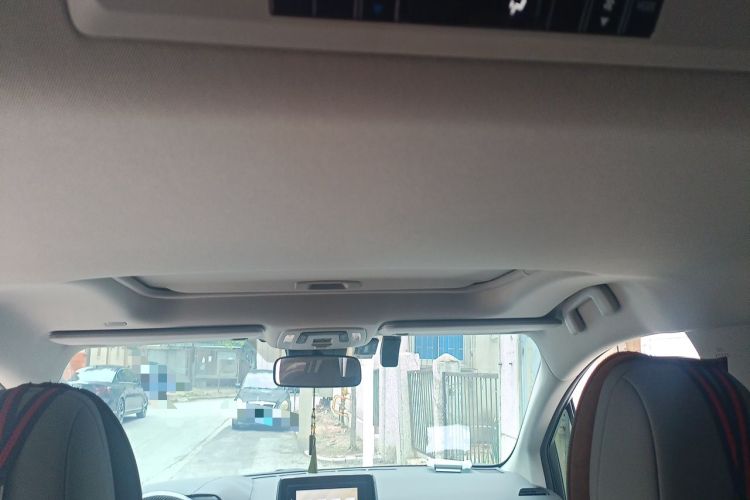 Used Toyota Granvia 2023 2.5L Hybrid Comfort Edition Headliner