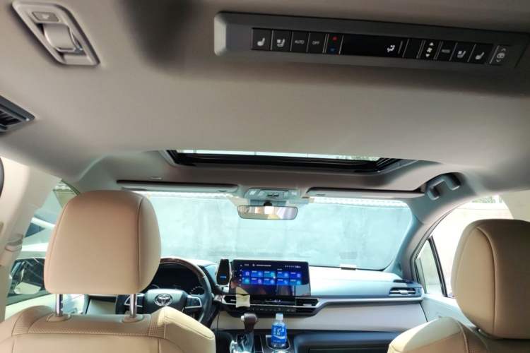 Used Toyota Granvia 2023 2.5L Hybrid Prestige PLUS Edition Headliner