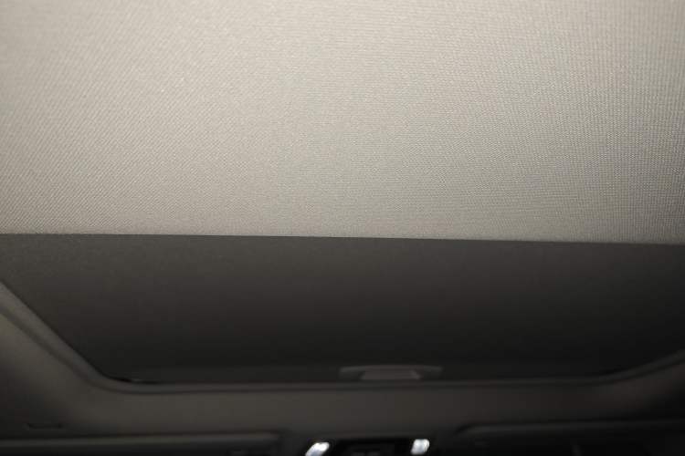 Used Toyota Granvia 2023 2.5L Hybrid Comfort Edition Headliner